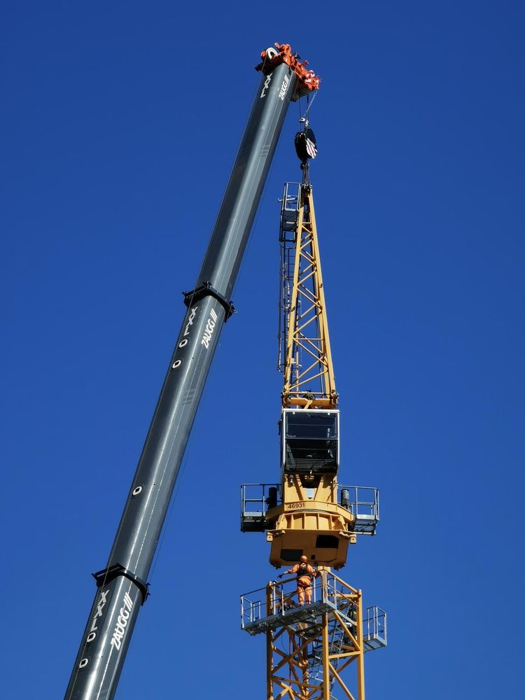 Fotos zum Montage- und Reparaturarbeiten